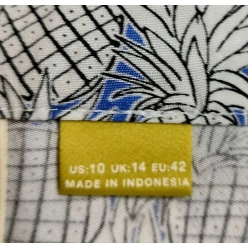 Anthropologie Maeve Shorts 10 Ruffle Pinapple High Rise Tropical Summer Vacay - Picture 10 of 10